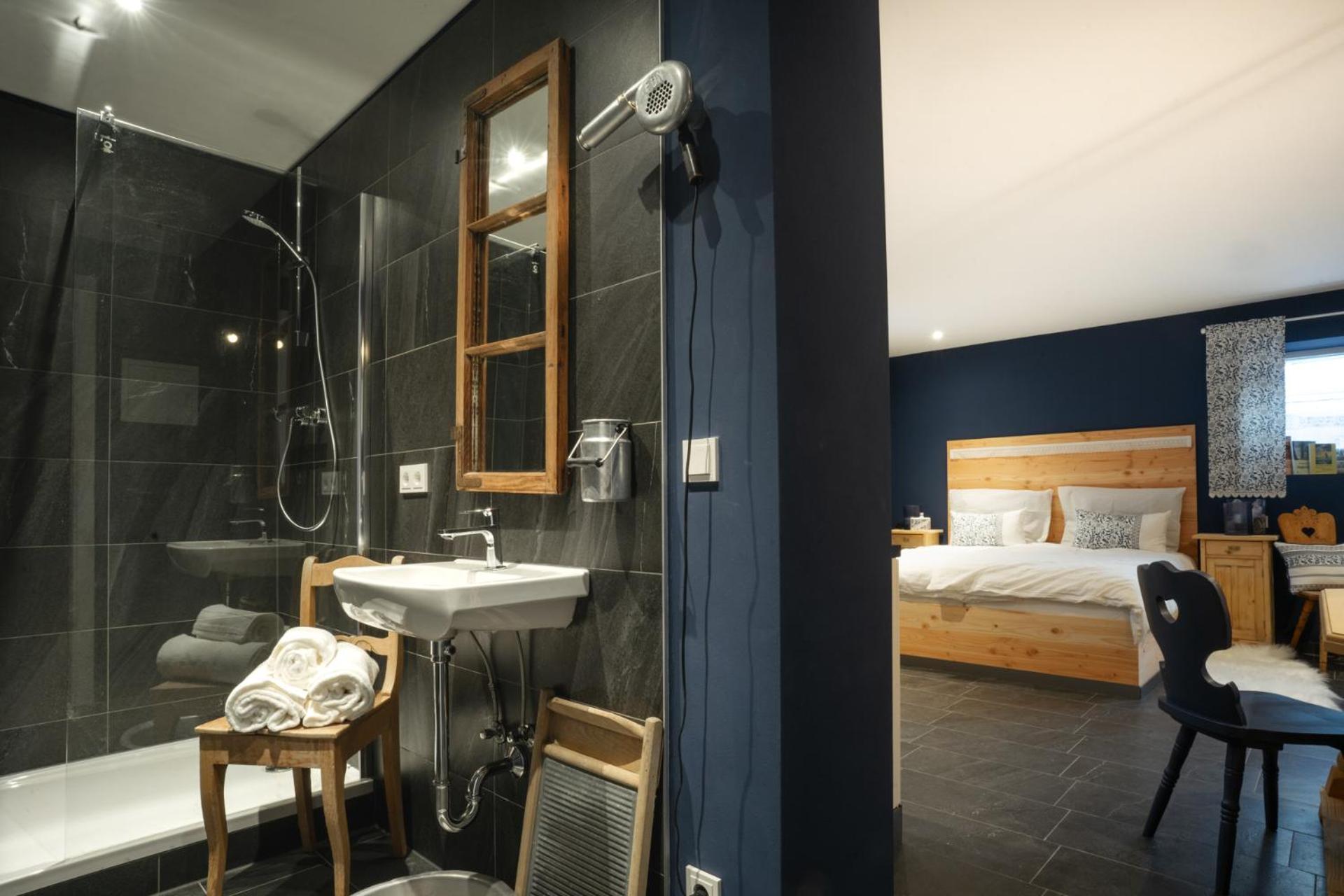 August Traeumt - Das Tiroler Apartment Im Blauen 马特雷安勃伦那 外观 照片